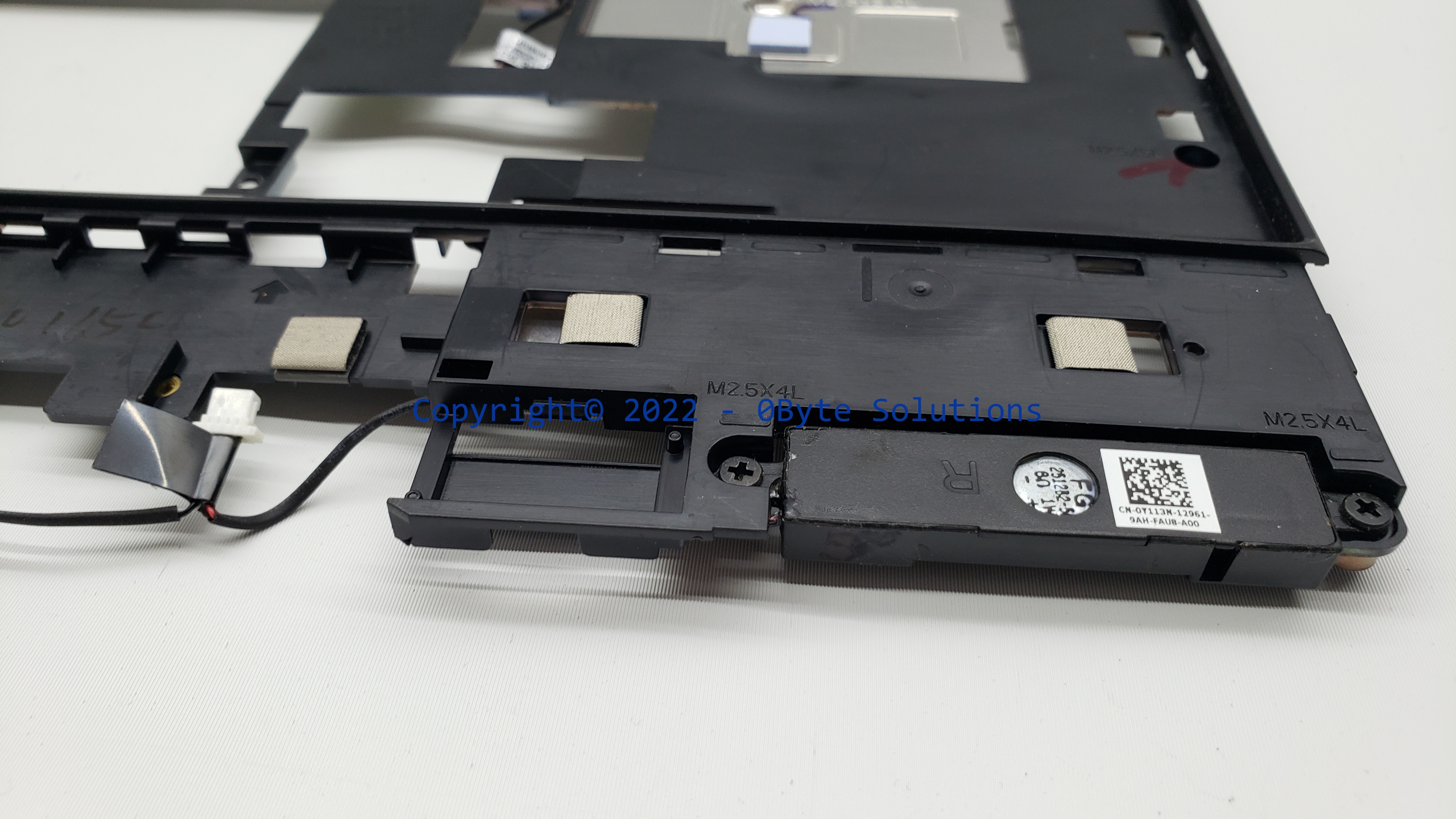 Dell 0T579P Top Cover with Speakers & Power Button