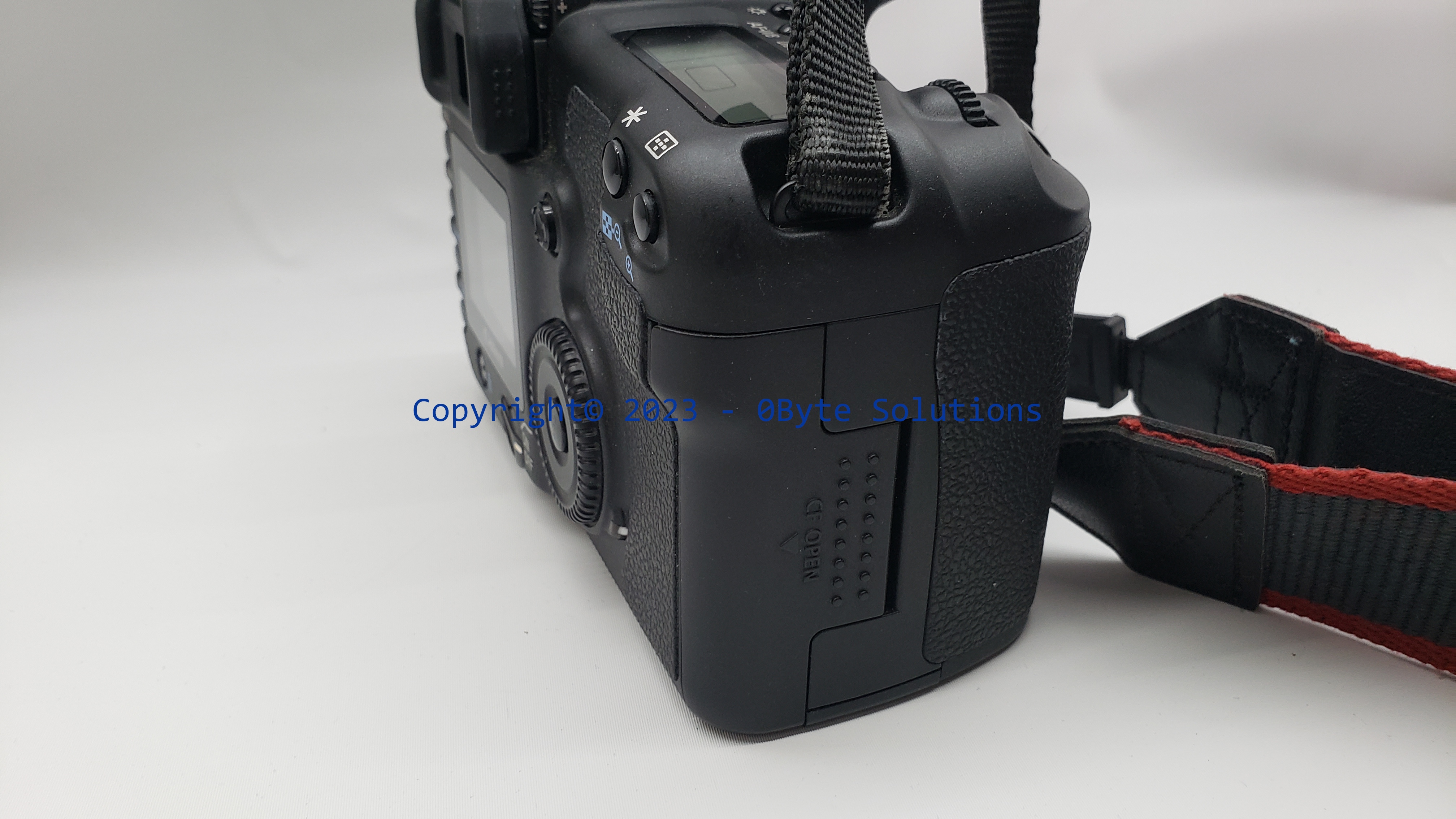 Canon DS126061 EOS 20D Digital SLR Camera [PARTS ONLY!]