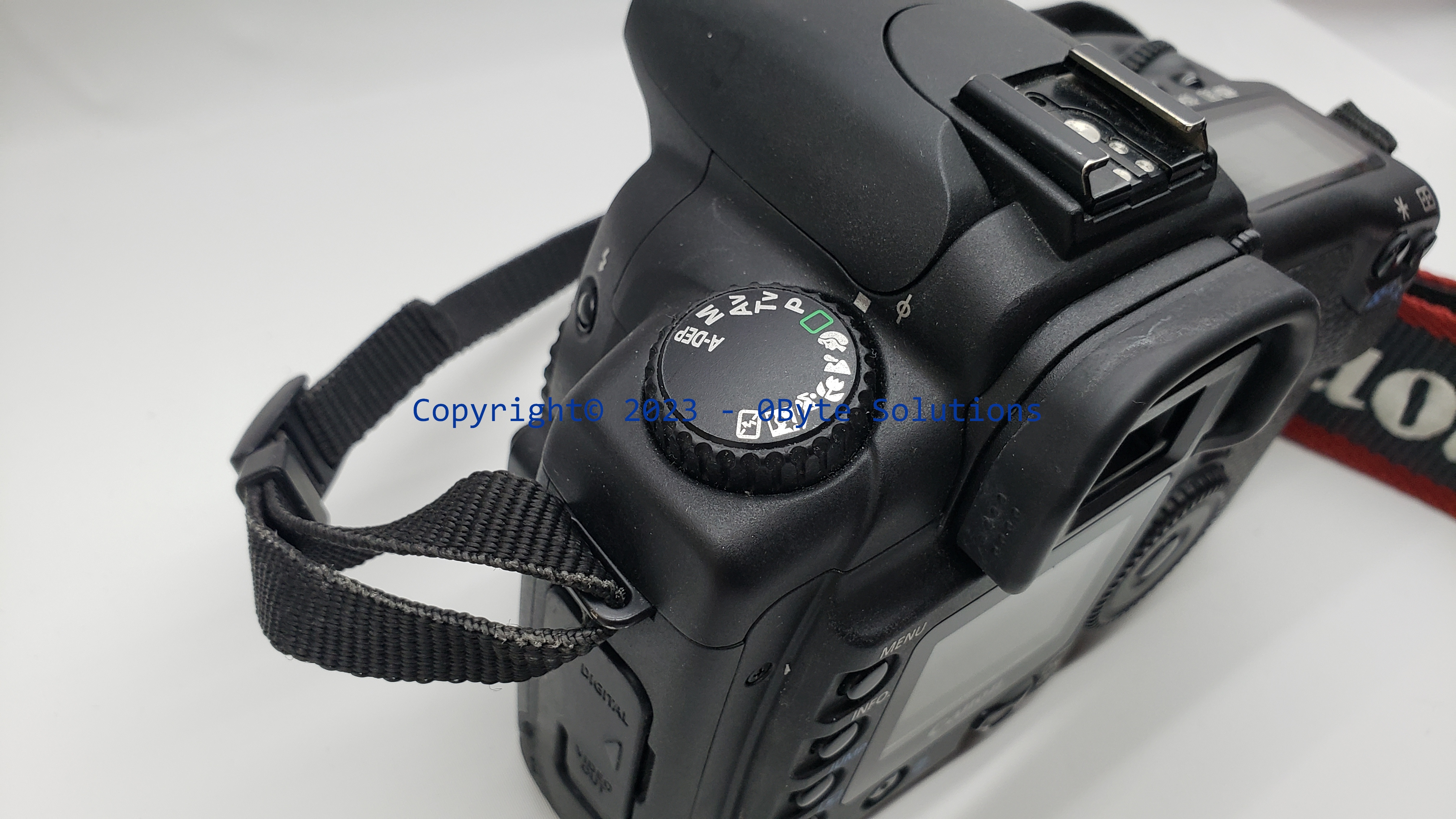 Canon DS126061 EOS 20D Digital SLR Camera [PARTS ONLY!]