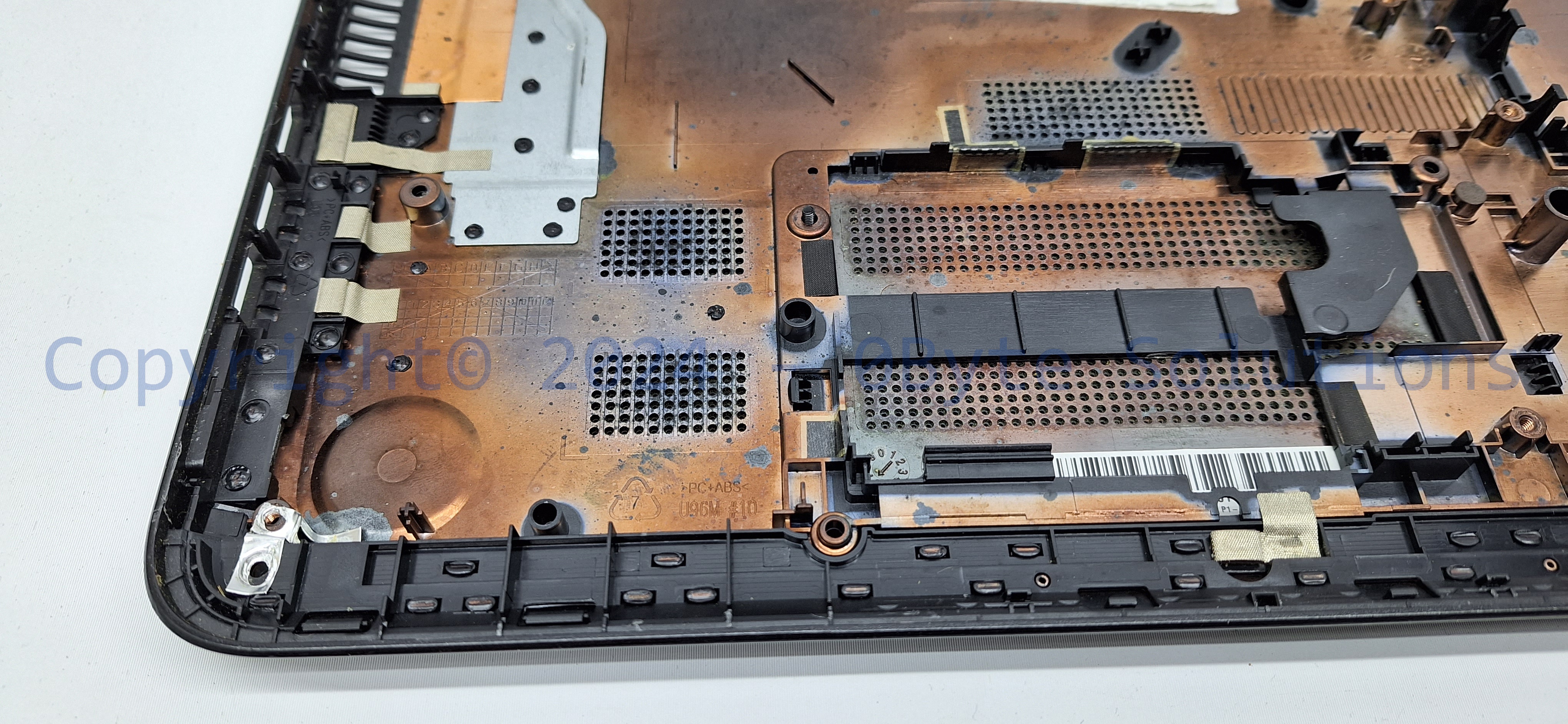 HP EAU9600201A Notebook 15-fxxx Bottom Case (Black) with RAM/WiFi Cover