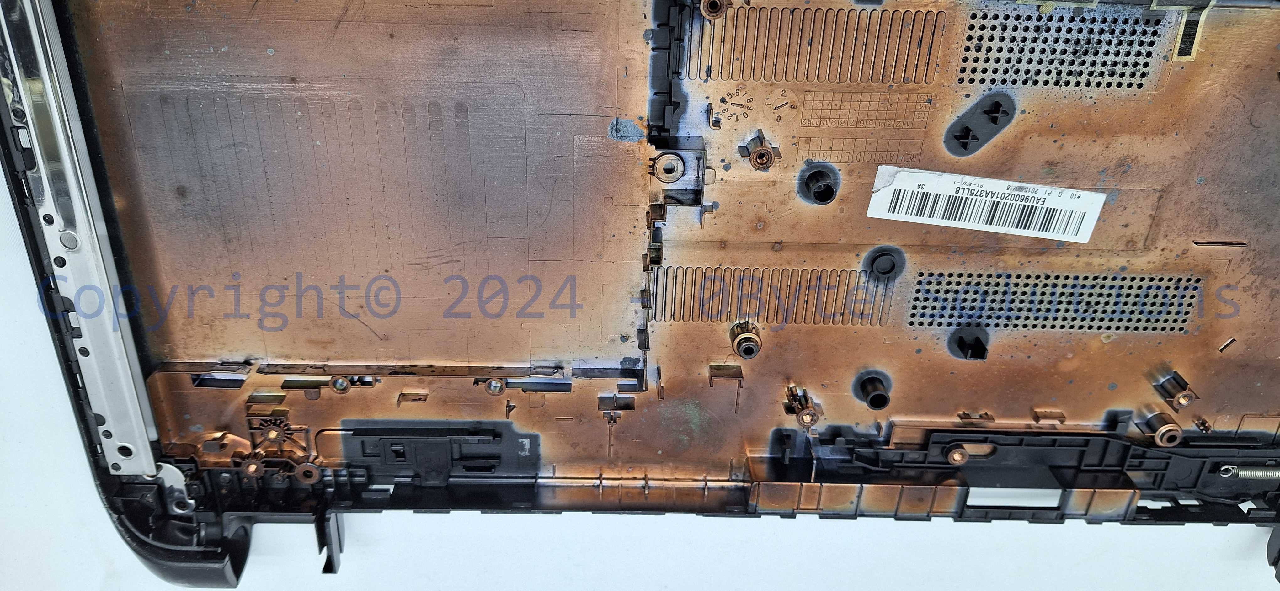 HP EAU9600201A Notebook 15-fxxx Bottom Case (Black) with RAM/WiFi Cover