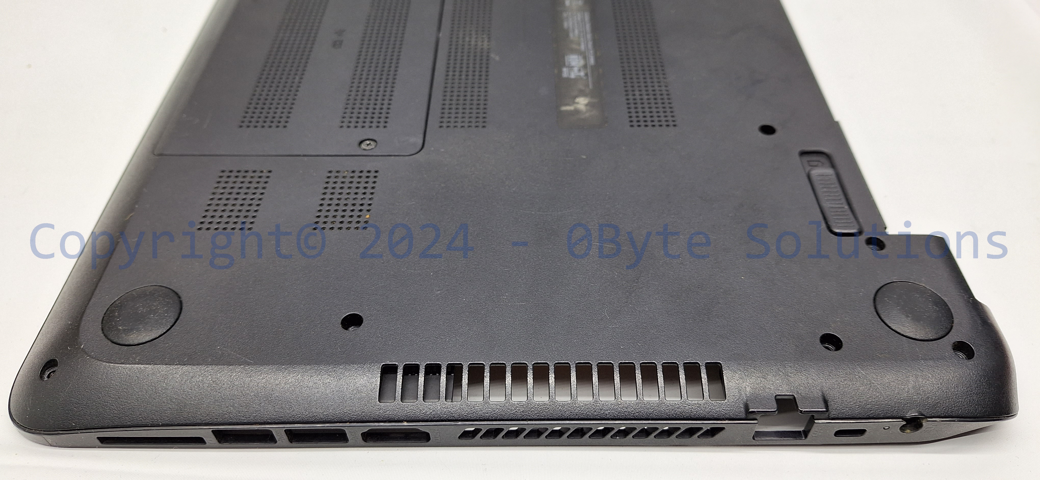 HP EAU9600201A Notebook 15-fxxx Bottom Case (Black) with RAM/WiFi Cover