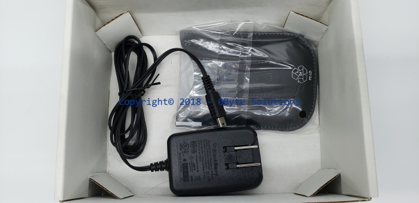 Verizon Blacberry Curve 8330C Smartphone with CD's, Charger & Case