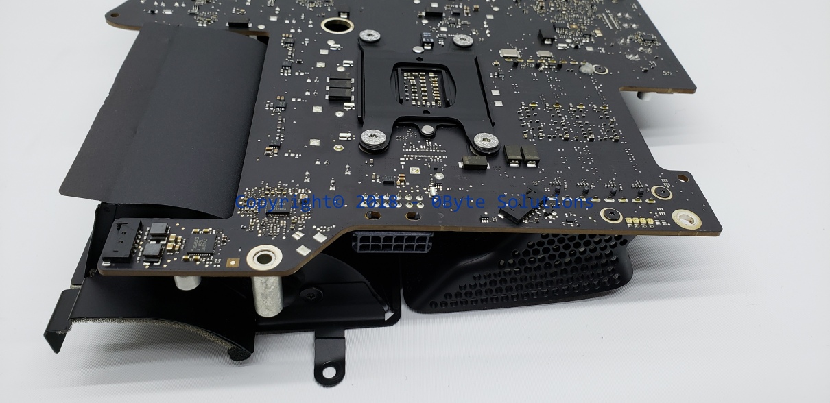 Apple 661-7156 Logic Board, 1GB GDDR5 GRAPHICS RAM with CPU