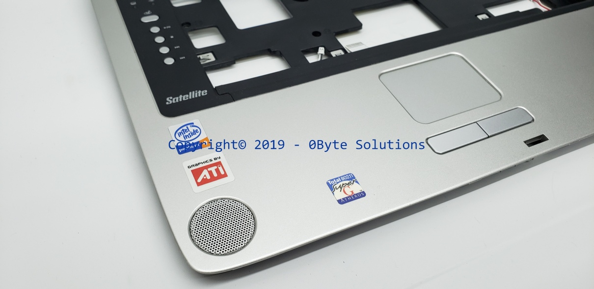 Toshiba K000016190/FACW1012000 Top Cover/Palm Rest with Touchpad & Speakers