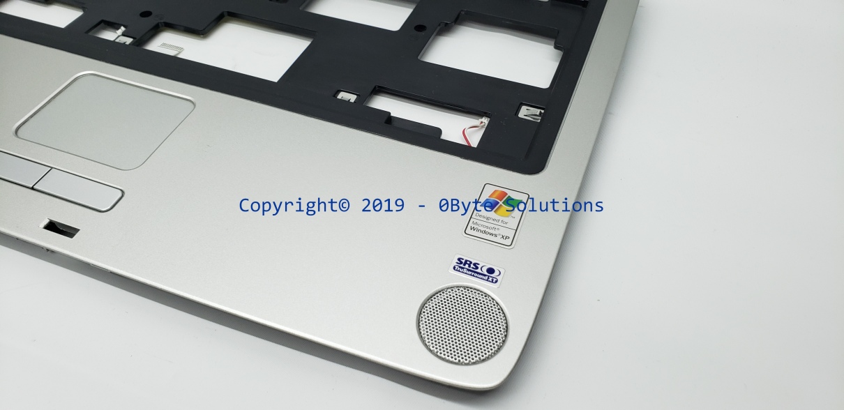 Toshiba K000016190/FACW1012000 Top Cover/Palm Rest with Touchpad & Speakers