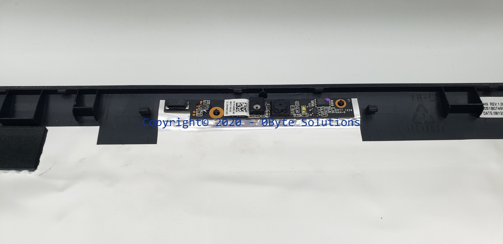 HP 689672-001 / 6070B0617001 Screen Lid with Webcam & WiFi Antennae
