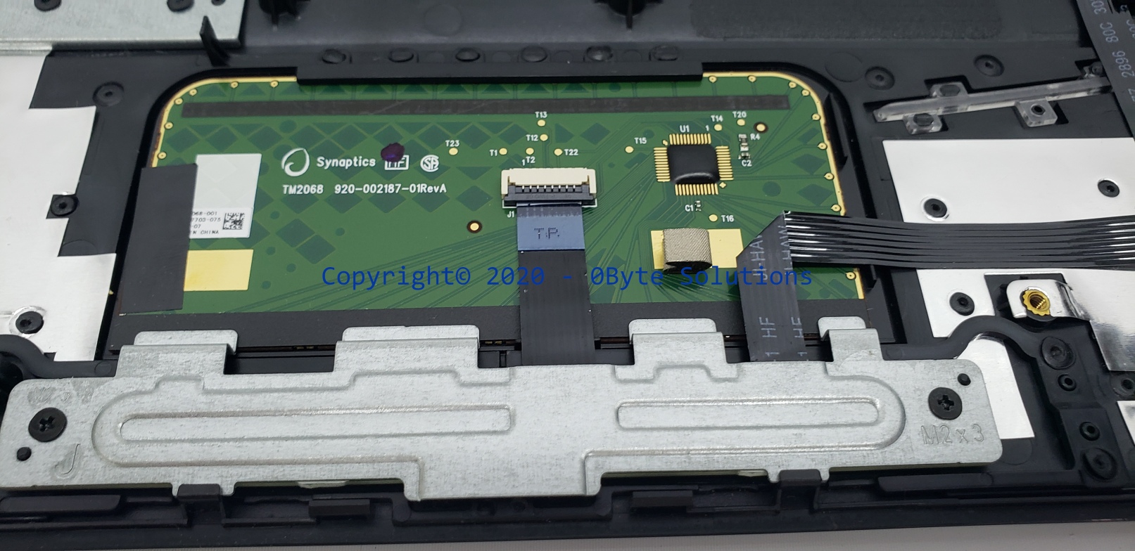 HP 689695-001 Palmrest/Cover with TouchPad & Power Button