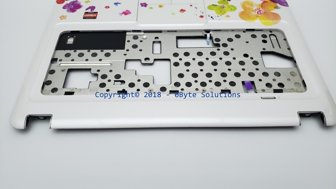 HP Pavilion DV5-2000 6070B0435506 (SPS: 625048-001) Palmrest with Touchpad