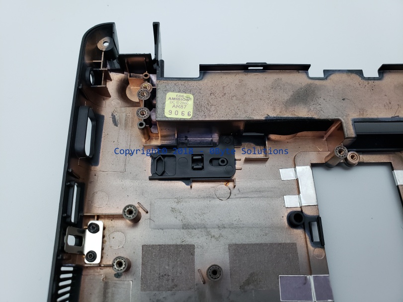 Asus EEE PC 1005HA (P/N: 13NA-1BA0B03) Bottom Case with SD Card Reader & Speakers