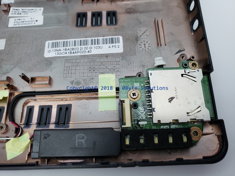 Asus EEE PC 1005HA (P/N: 13NA-1BA0B03) Bottom Case with SD Card Reader & Speakers