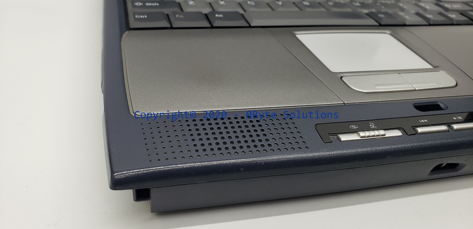 VINTAGE Toshiba Satellite 1805-S204 Notebook with 3½