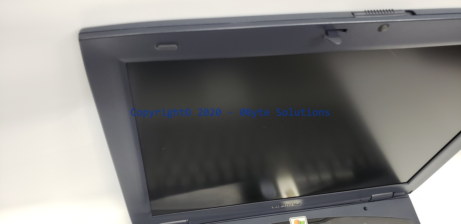 VINTAGE Toshiba Satellite 1805-S204 Notebook with 32GB SSD, 3½