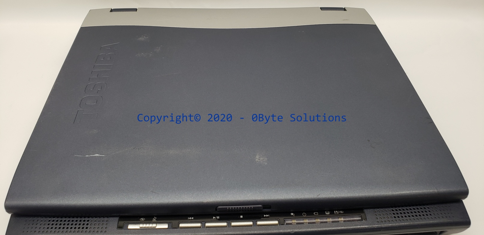 VINTAGE Toshiba Satellite 1805-S204 Notebook with 32GB SSD, 3½