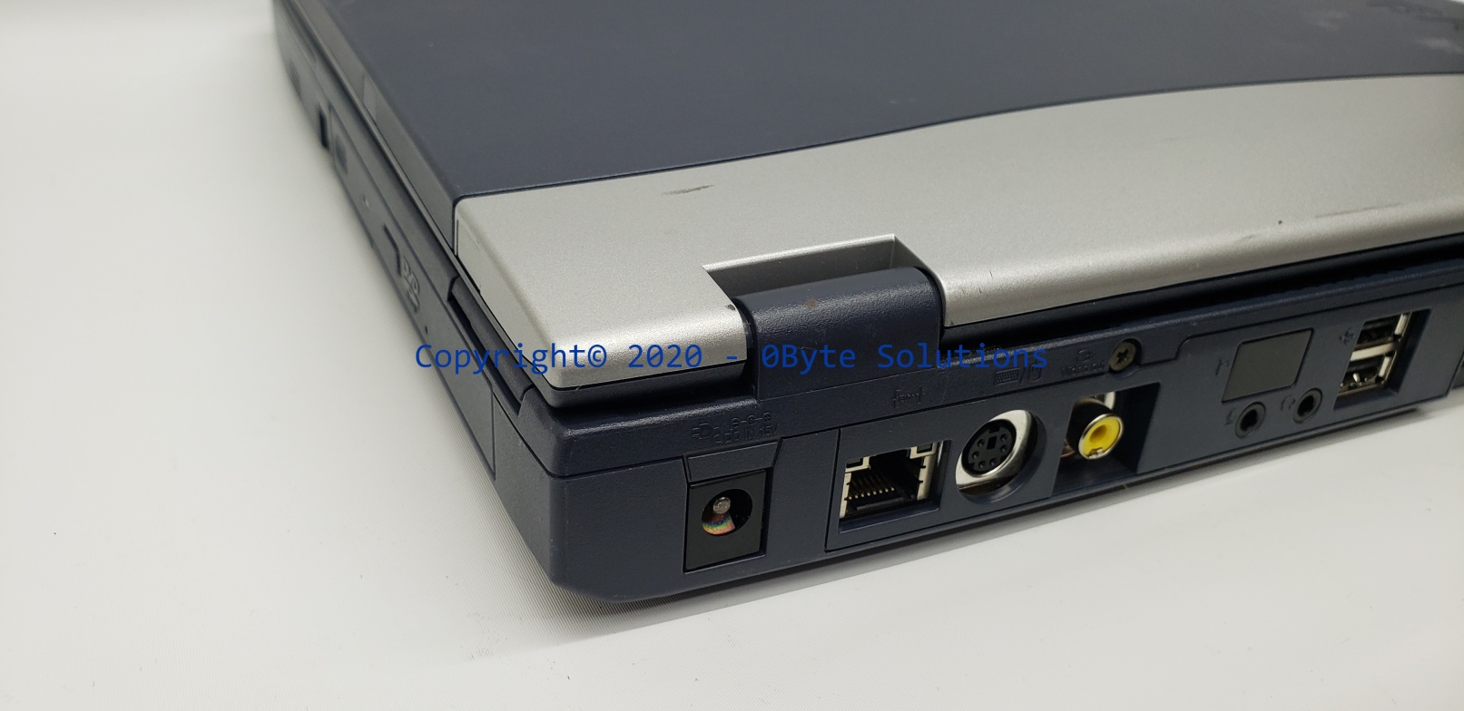 VINTAGE Toshiba Satellite 1805-S204 Notebook with 32GB SSD, 3½