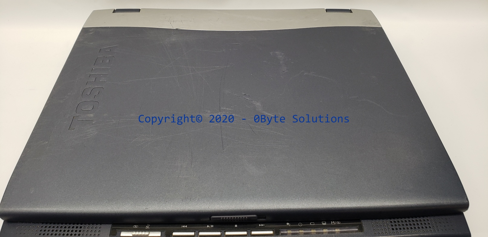 VINTAGE Toshiba Satellite 1805-S254 Notebook with 60GB HD, 3½