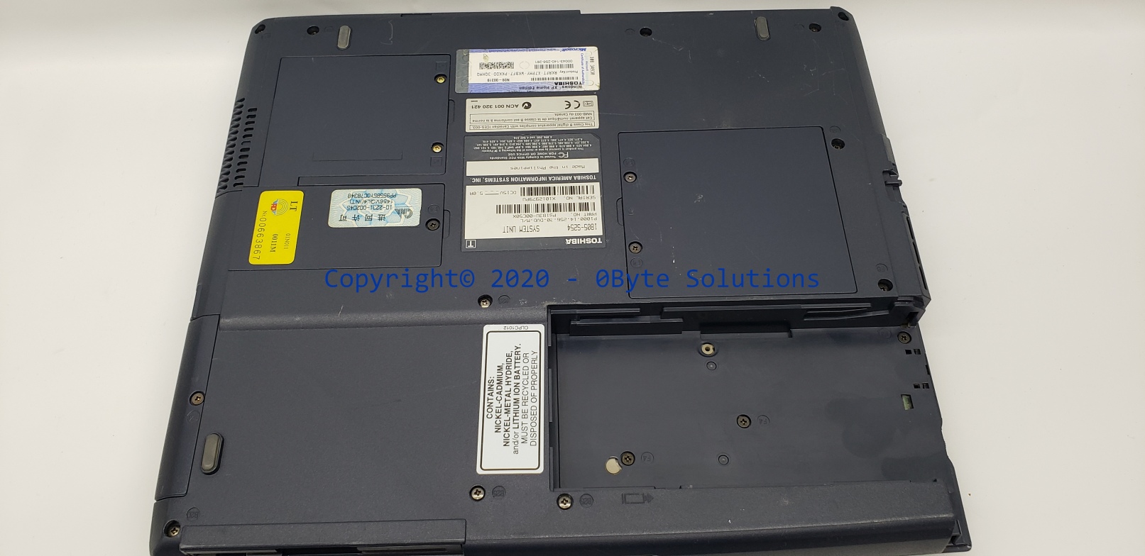 VINTAGE Toshiba Satellite 1805-S254 Notebook with 60GB HD, 3½