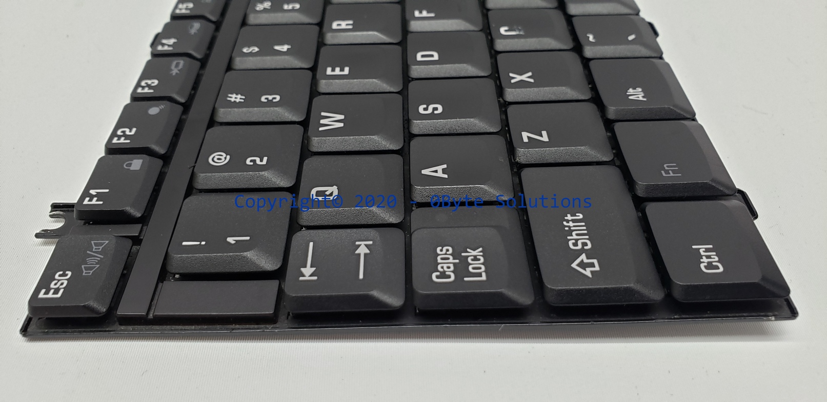 Toshiba K000016050/NSK-T4301/99.N5682.301/PK13CW10100 Rev:A00 Notebook Keyboard
