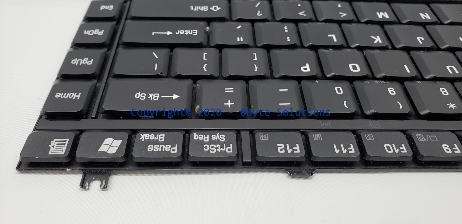 Toshiba K000016050/NSK-T4301/99.N5682.301/PK13CW10100 Rev:A00 Notebook Keyboard