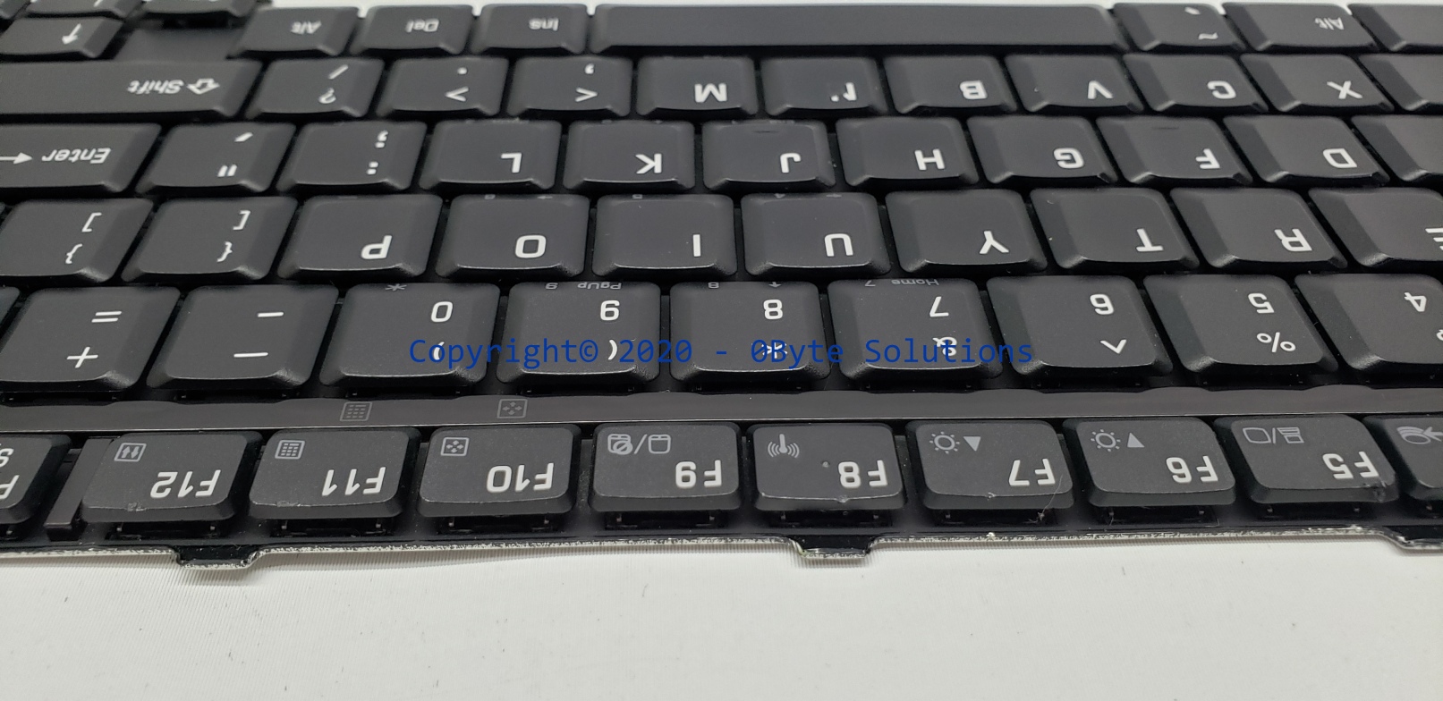 Toshiba K000016050/NSK-T4301/99.N5682.301/PK13CW10100 Rev:A00 Notebook Keyboard