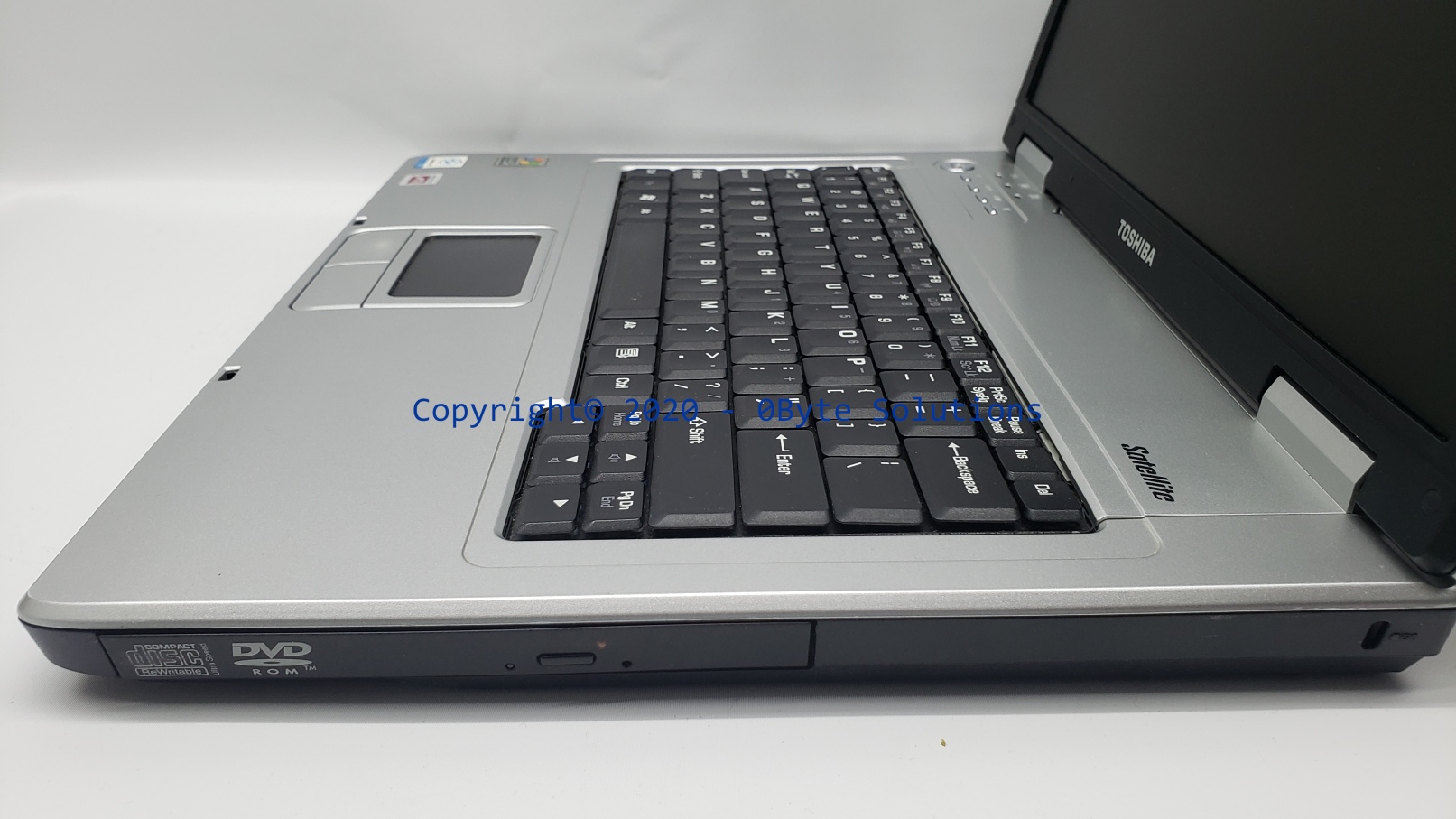 VINTAGE Toshiba Satellite L25-S1216 (PSL2XU-02400J) Notebook with CPU & RAM