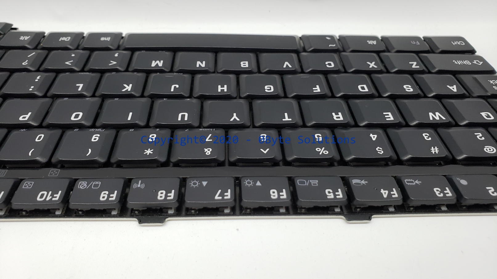 Toshiba/Chicony K000016050/MP-03433US-698/PK13CW10200 Notebook Keyboard