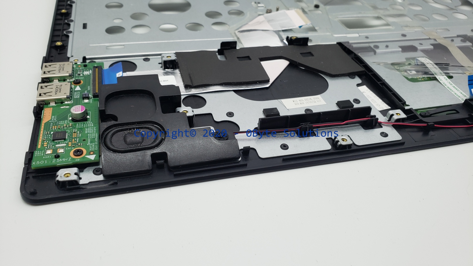 Lenovo 5CB0F76796 Palmrest/Cover with TouchPad & Components