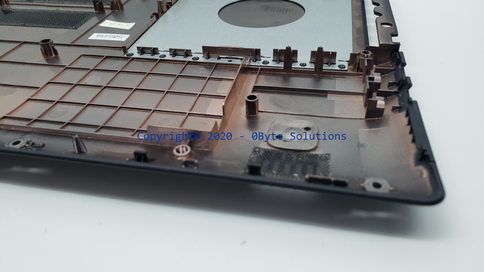 Lenovo 460.00Z0Z.0003/5CB0F76746 Bottom Case