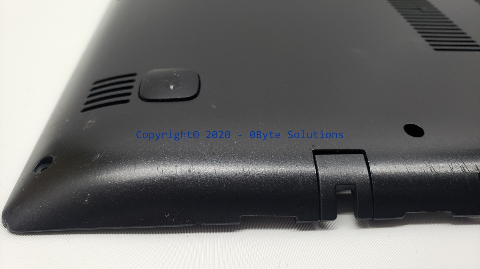 Lenovo 460.00Z0Z.0003/5CB0F76746 Bottom Case