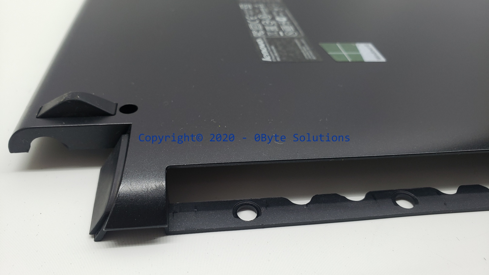 Lenovo 460.00Z0Z.0003/5CB0F76746 Bottom Case